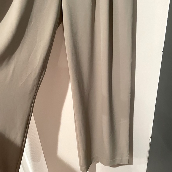 H&M trousers (FREE H&M top!) - Picture 3 of 8